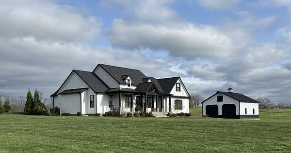 7 Acres of Land with Home for Sale in Danville, Kentucky