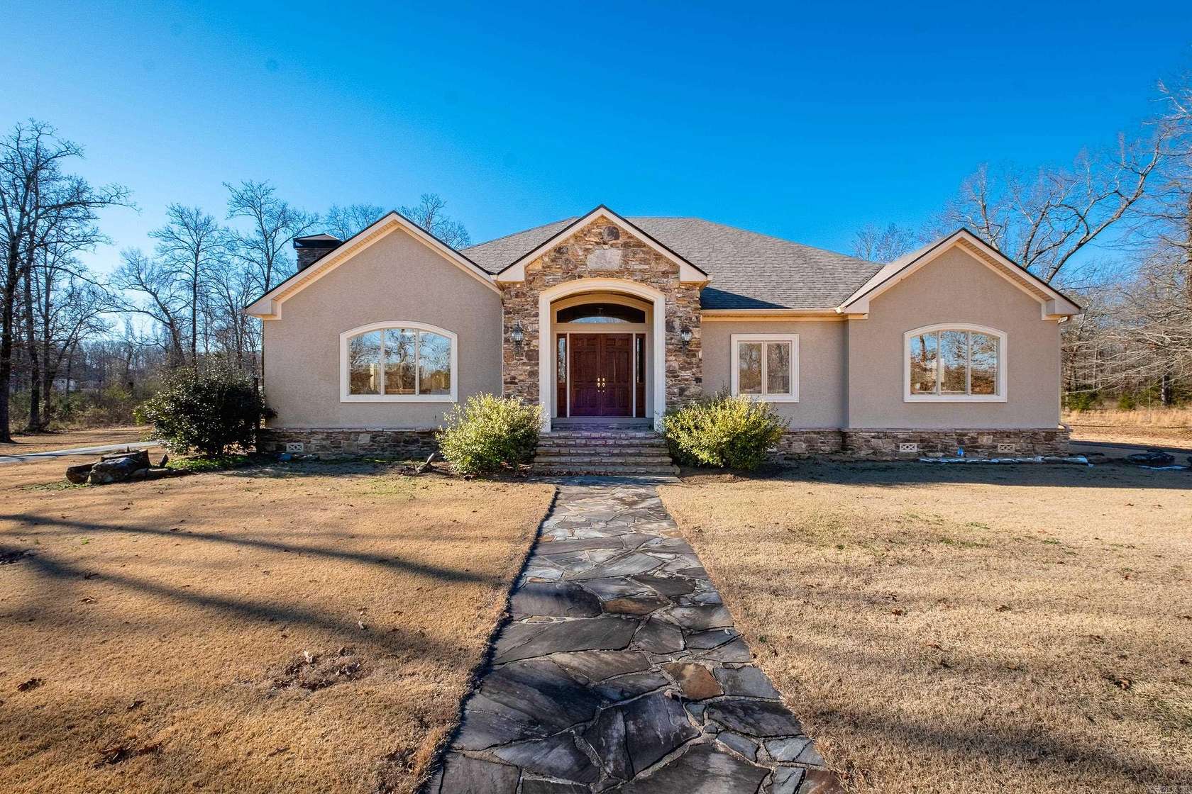 20 Acres of Recreational Land with Home for Sale in Little Rock, Arkansas