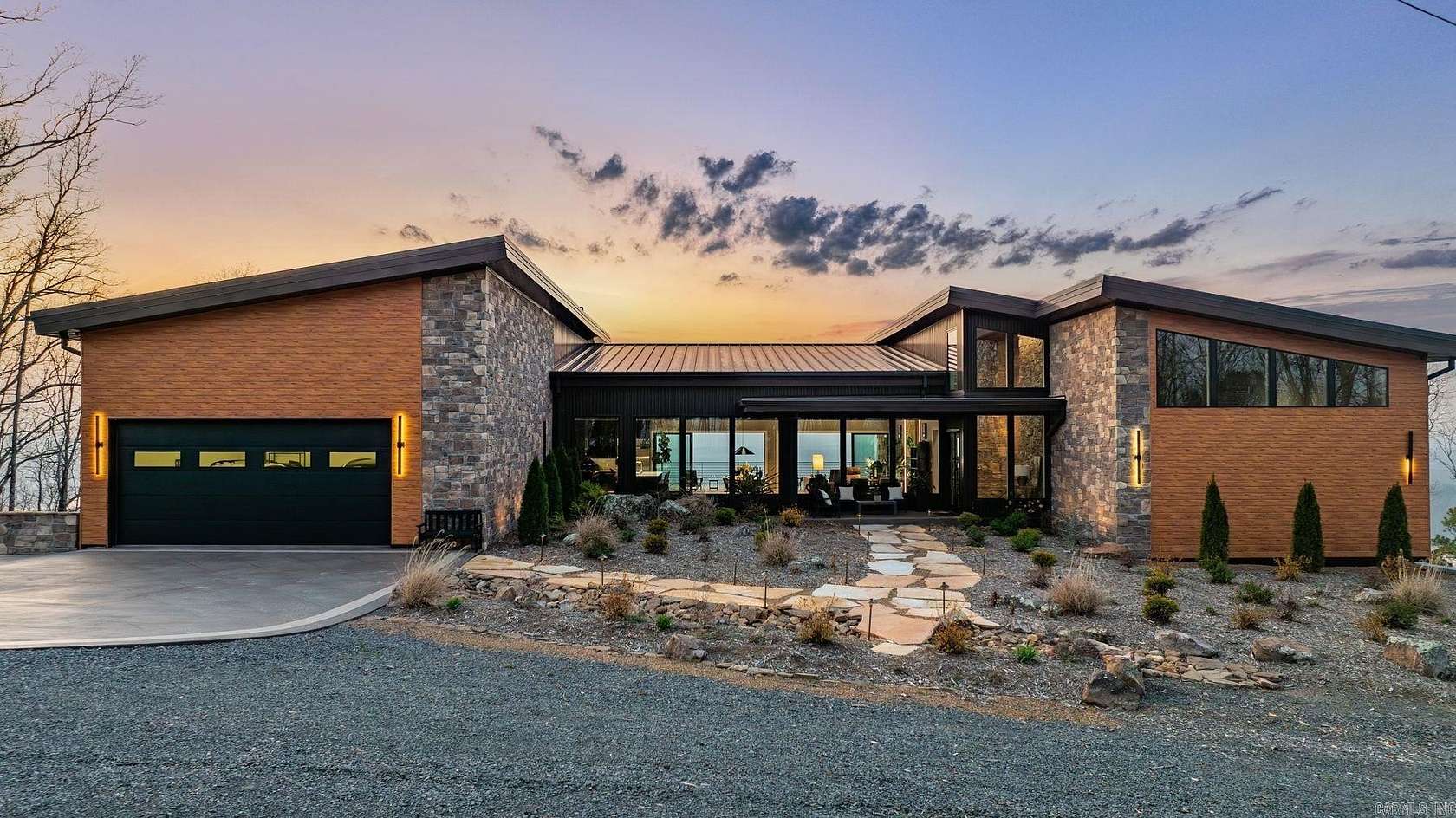 12 Acres of Land with Home for Sale in Bee Branch, Arkansas