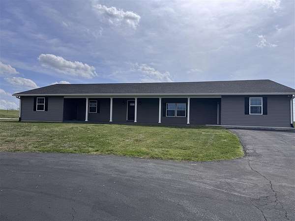 2.4 Acres of Land with Home for Sale in Bowling Green, Kentucky