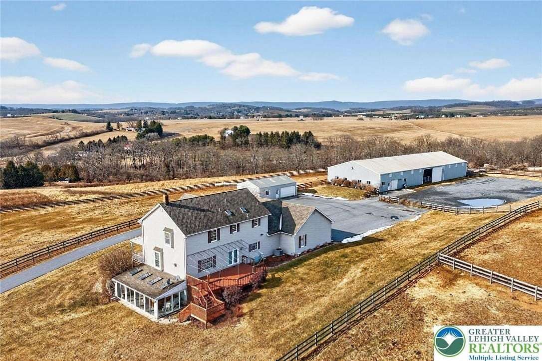 11 Acres of Land with Home for Lease in North Whitehall Township, Pennsylvania