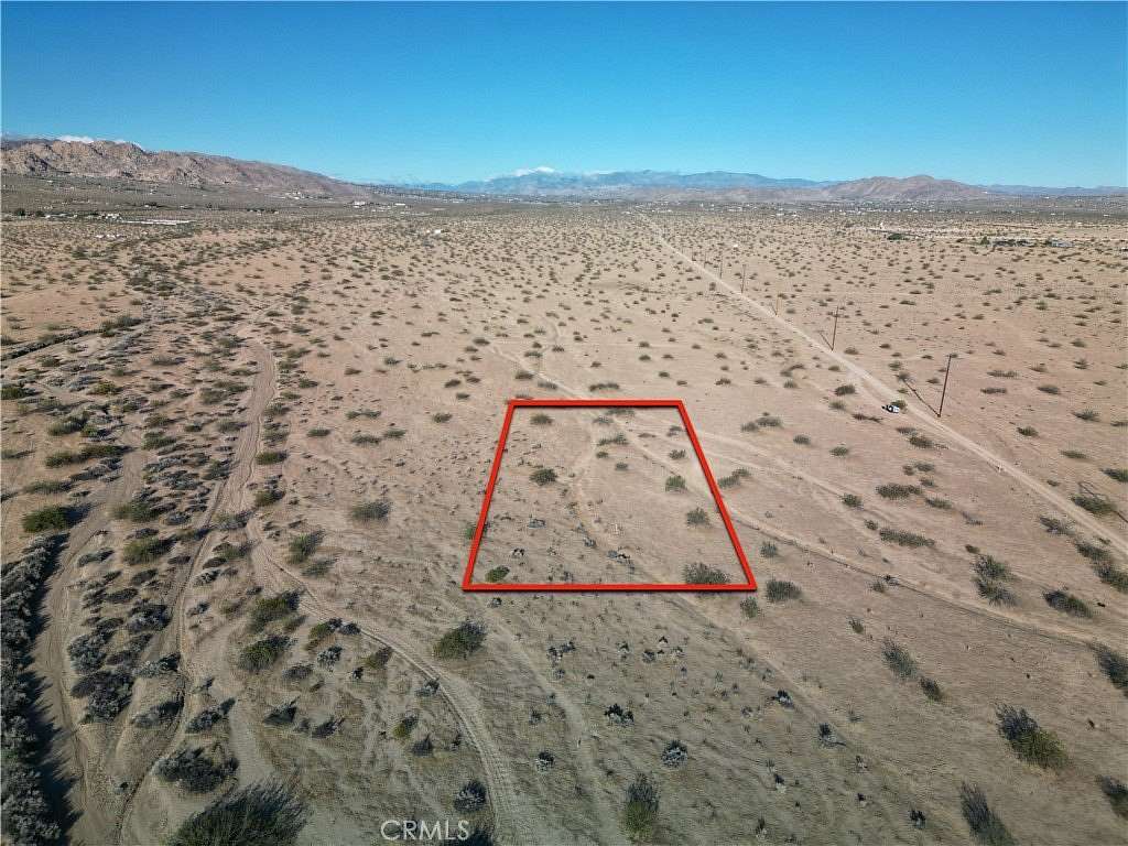 1.25 Acres of Residential Land for Sale in Joshua Tree, California