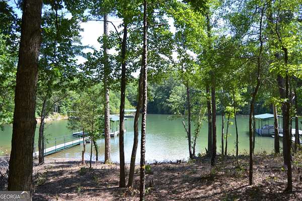 0.69 Acres of Residential Land for Sale in Hartwell, Georgia