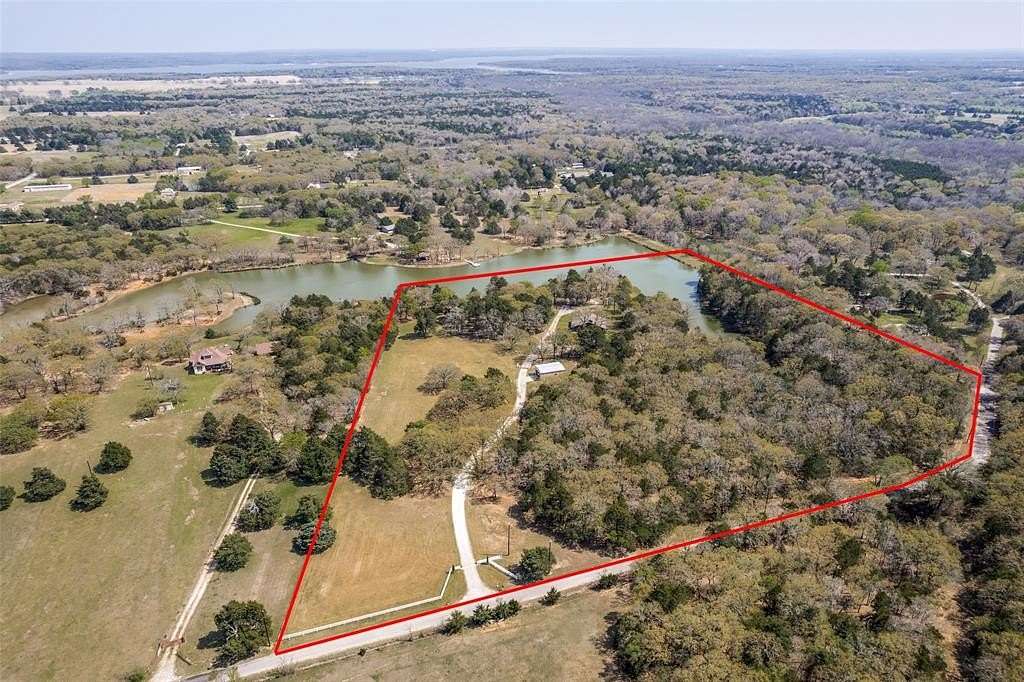 15.8 Acres of Land with Home for Sale in Sadler, Texas