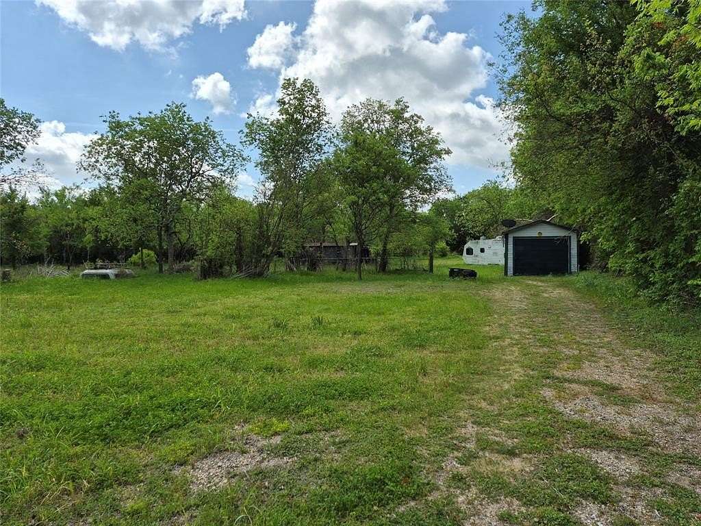 4.2 Acres of Land for Sale in Marlin, Texas
