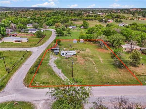 1 Acre of Residential Land for Sale in Aurora, Texas