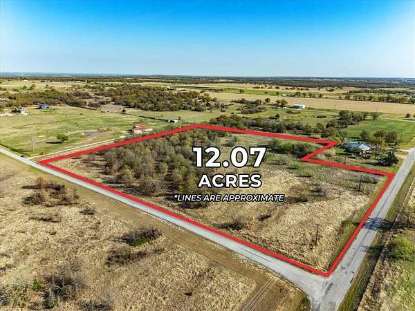 12 Acres of Land for Sale in Bowie, Texas