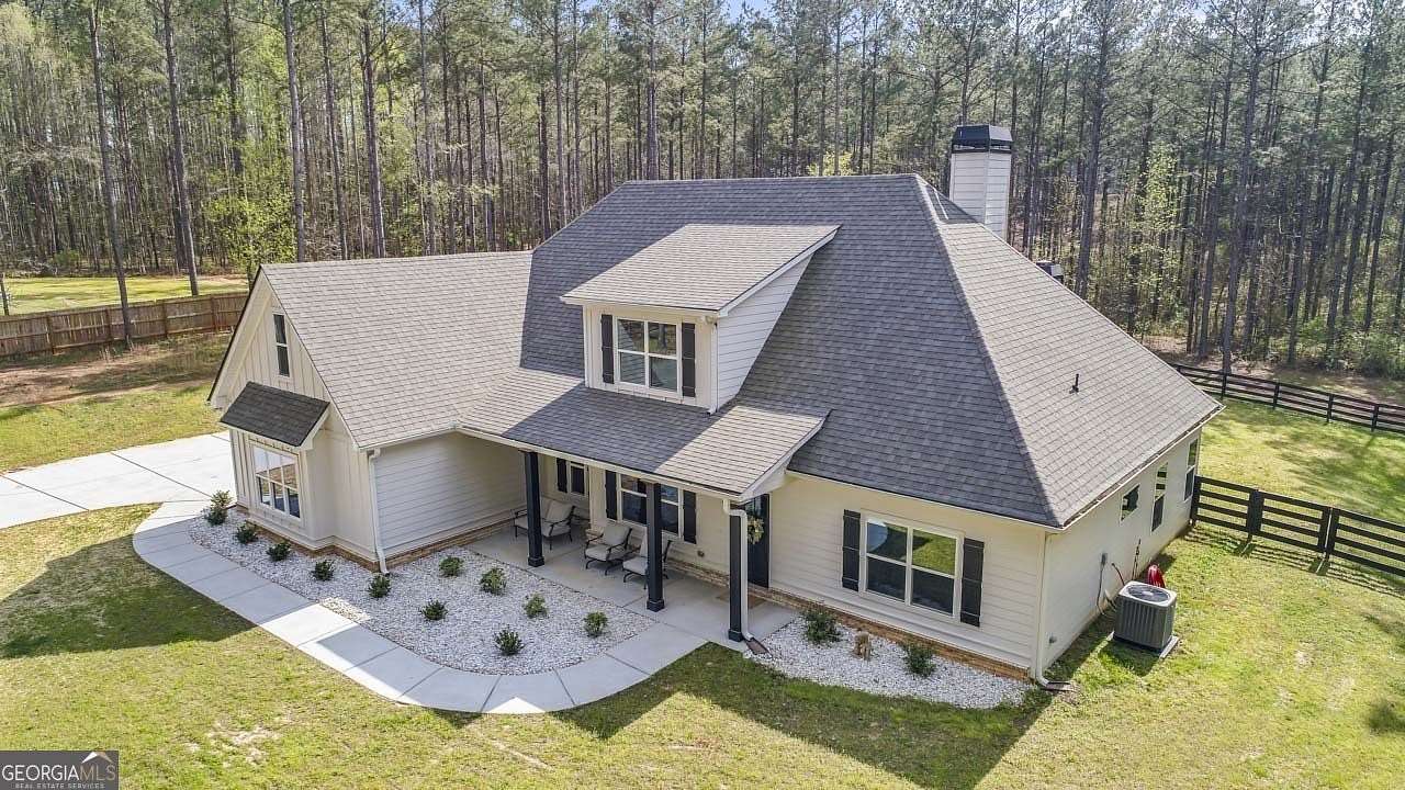 6.12 Acres of Land with Home for Sale in Senoia, Georgia