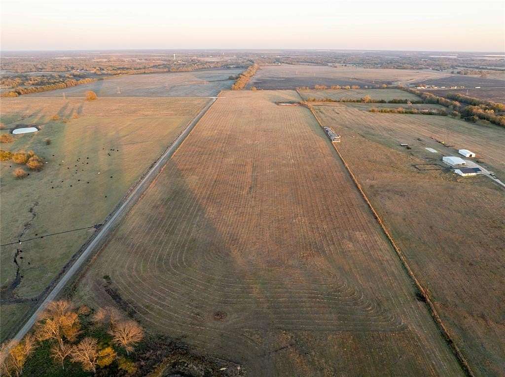 1.25 Acres of Residential Land for Sale in Pattonville, Texas