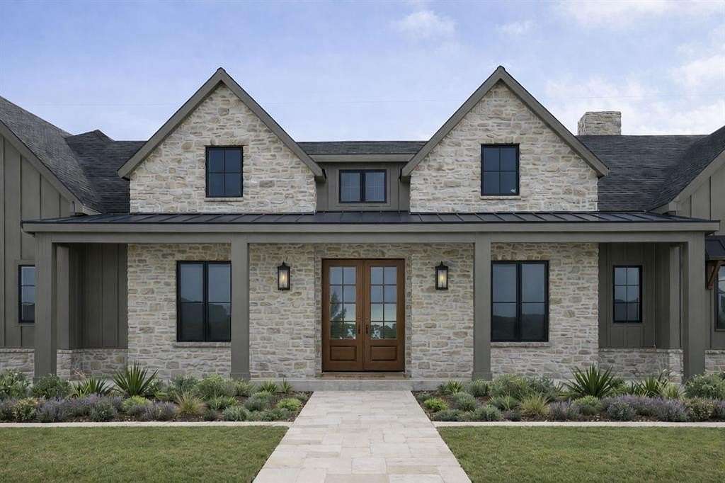 2 Acres of Land with Home for Sale in Weatherford, Texas