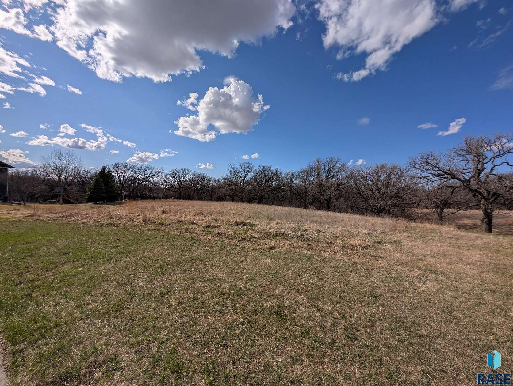 2.33 Acres of Residential Land for Sale in Sioux Falls, South Dakota