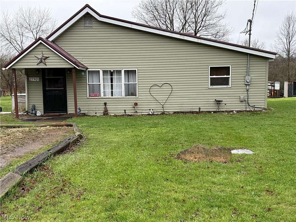 1.82 Acres of Land with Home for Sale in Kensington, Ohio