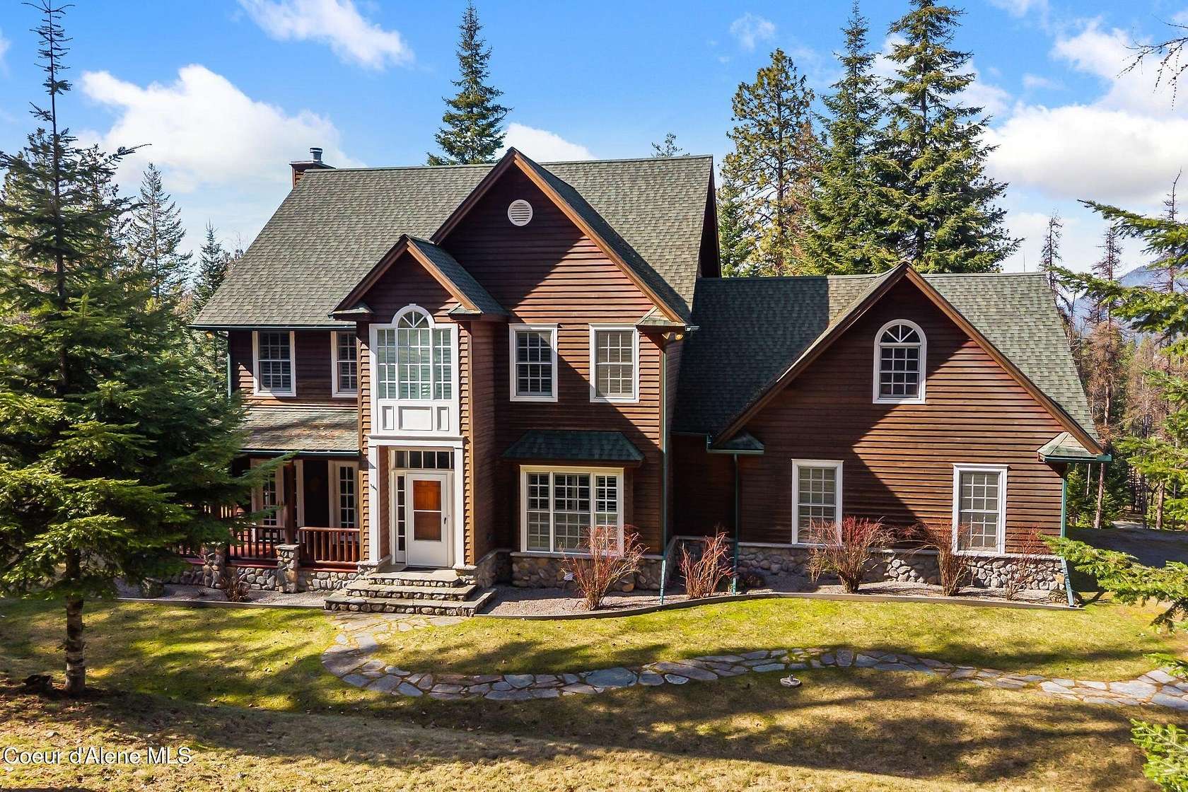 2 Acres of Land with Home for Sale in Hope, Idaho