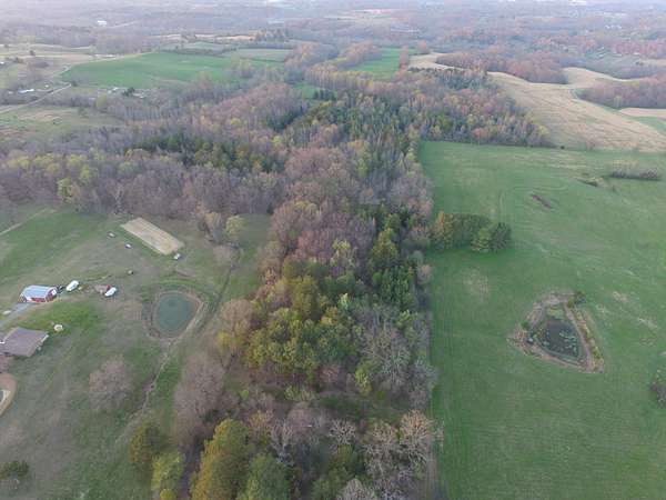 31.5 Acres of Land for Auction in Springfield, Tennessee