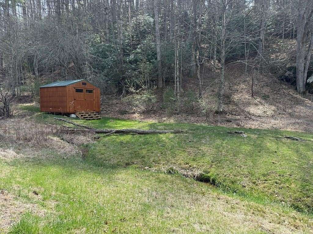 12 Acres of Recreational & Residential Land for Sale in Independence, Virginia