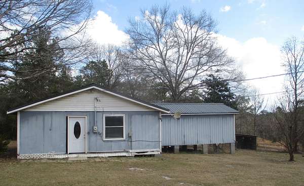 8 Acres of Land with Home for Sale in Brooklyn, Mississippi