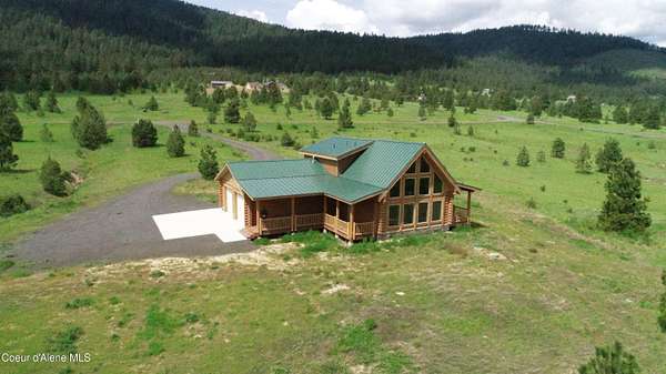 12.5 Acres of Land with Home for Sale in De Smet, Idaho