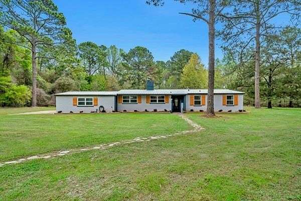 8.12 Acres of Land with Home for Sale in Mobile, Alabama