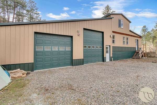 10 Acres of Land with Home for Sale in Billings, Montana