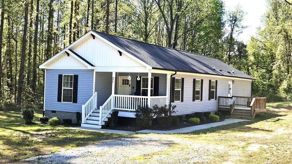 2.38 Acres of Land with Home for Sale in Meherrin, Virginia