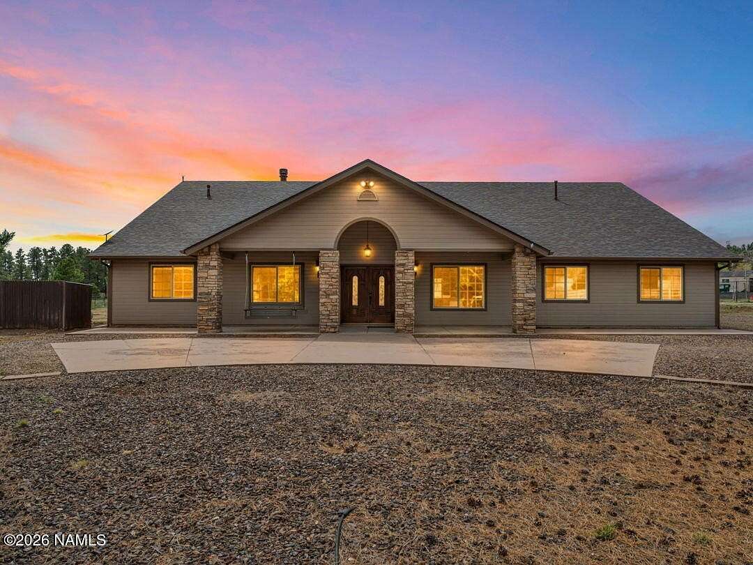 2.25 Acres of Land with Home for Sale in Flagstaff, Arizona