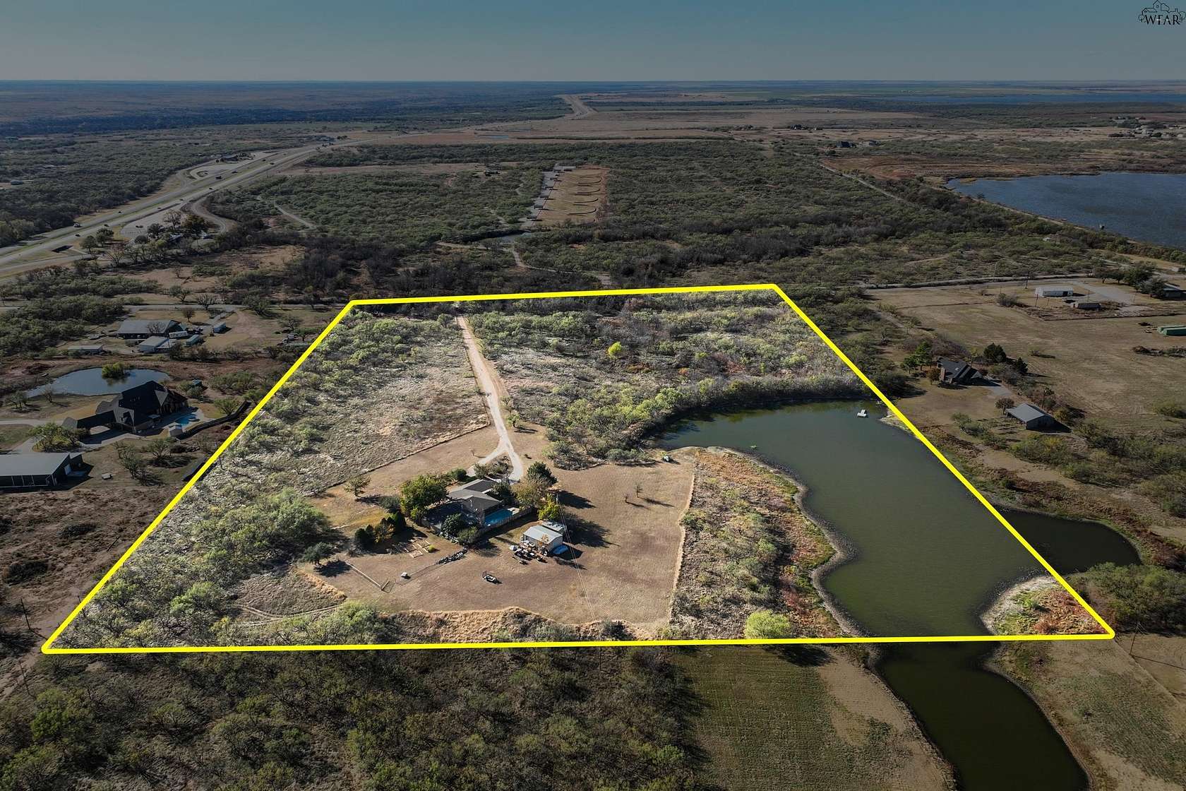 8.3 Acres of Land with Home for Sale in Iowa Park, Texas