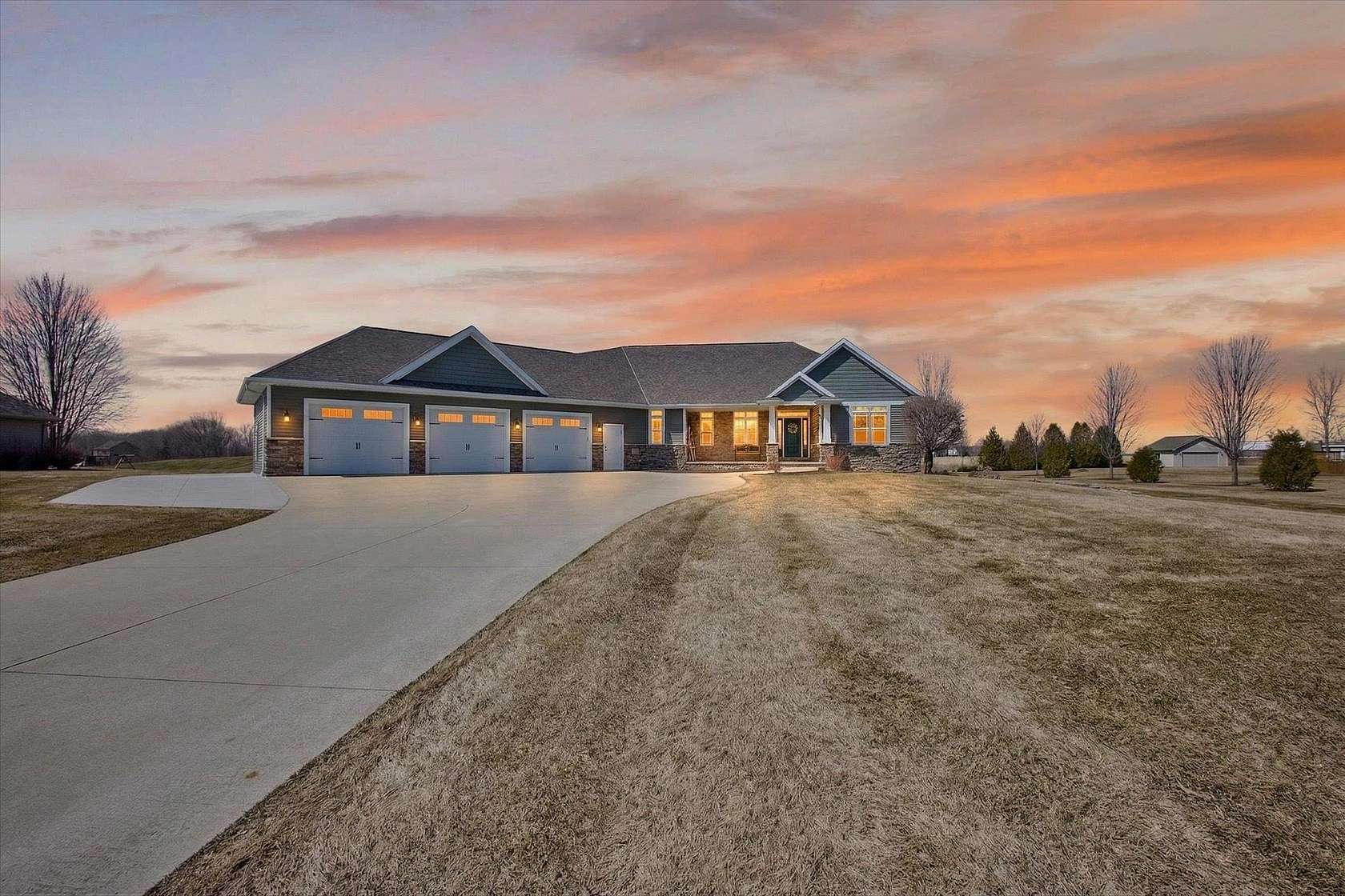1.5 Acres of Land with Home for Sale in De Pere, Wisconsin