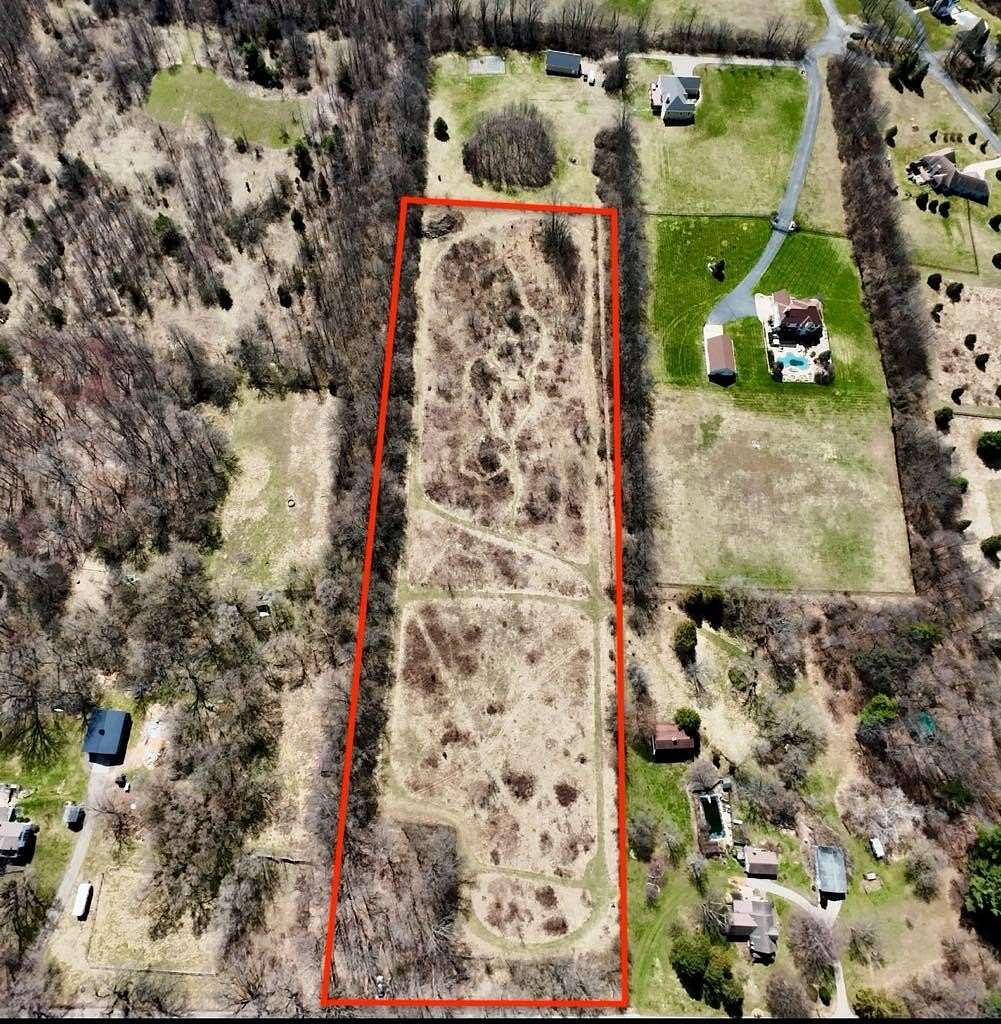 5.83 Acres of Residential Land for Sale in Battle Creek, Michigan