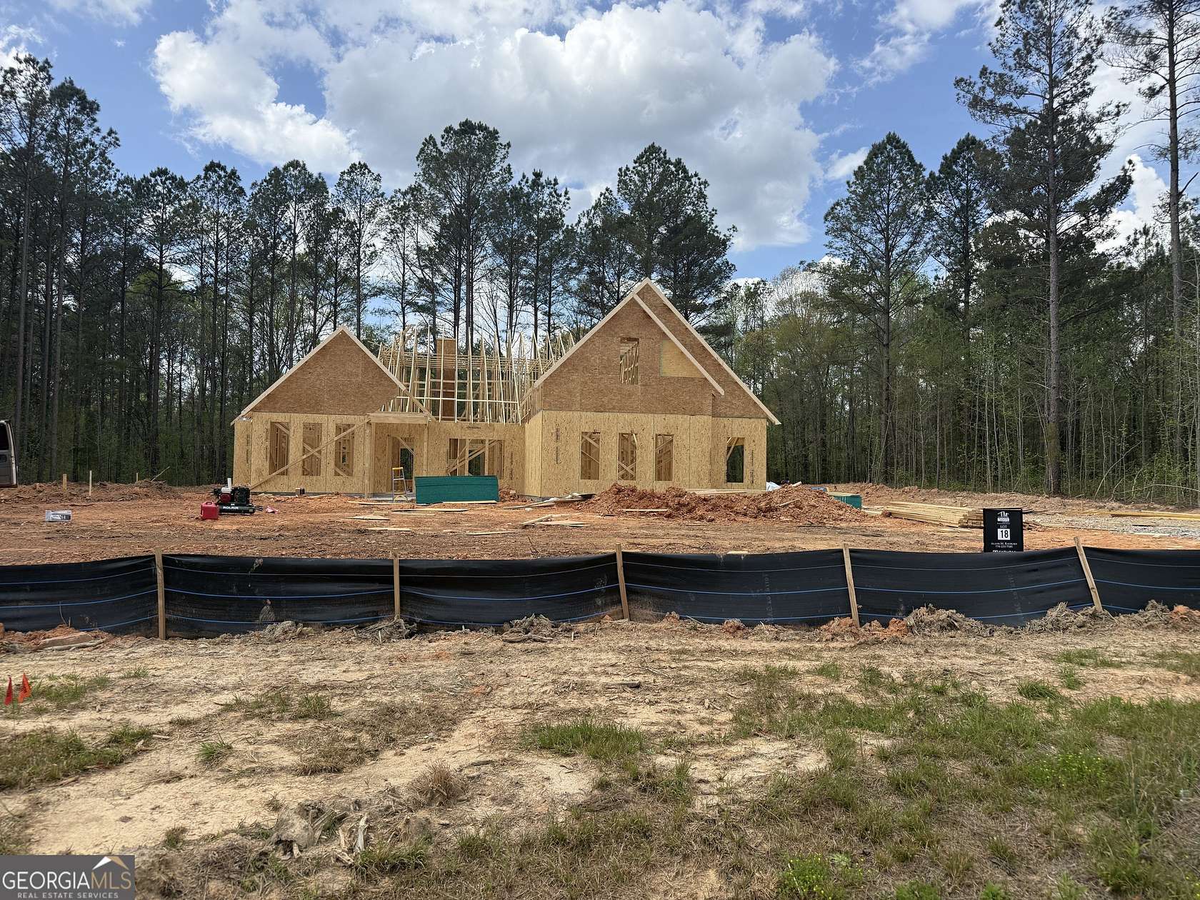 3 Acres of Land with Home for Sale in Concord, Georgia