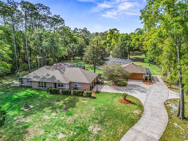 3 Acres of Land with Home for Sale in Ocala, Florida