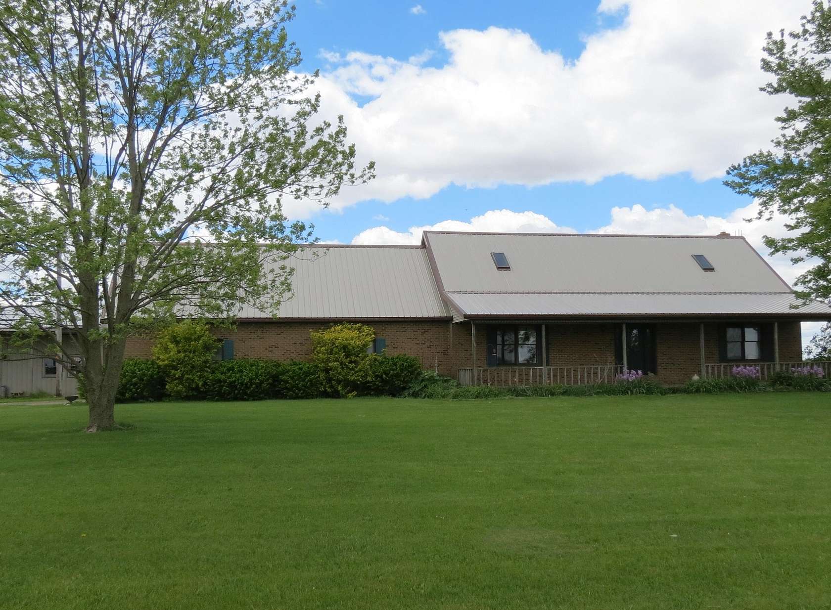 15 Acres of Land with Home for Sale in Quincy, Ohio
