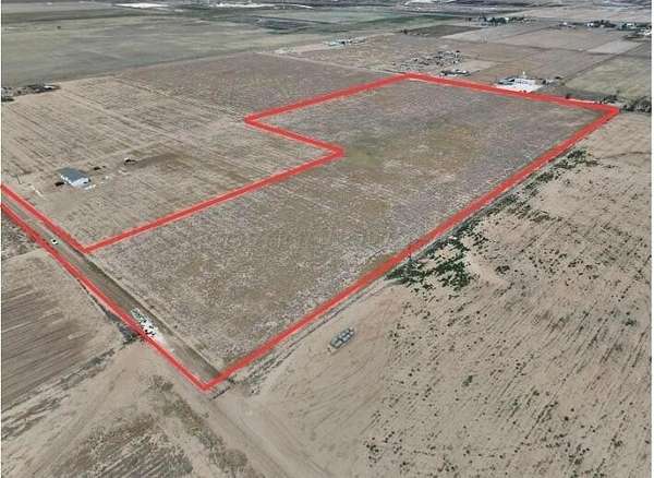 24.2 Acres of Agricultural & Residential Land for Sale in Hereford, Texas