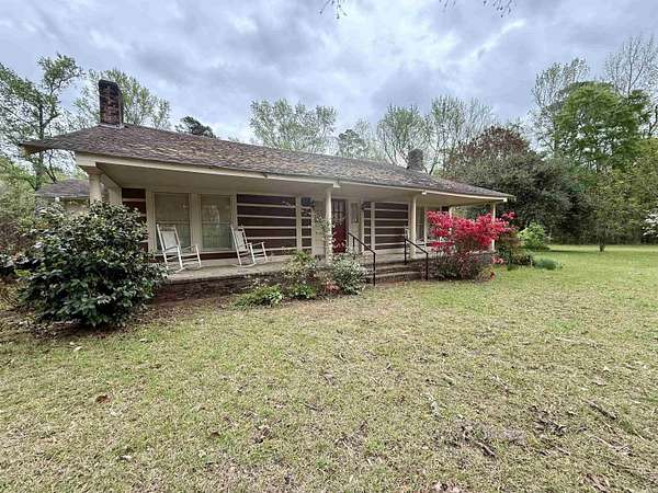 6.5 Acres of Land with Home for Sale in Camden, Arkansas