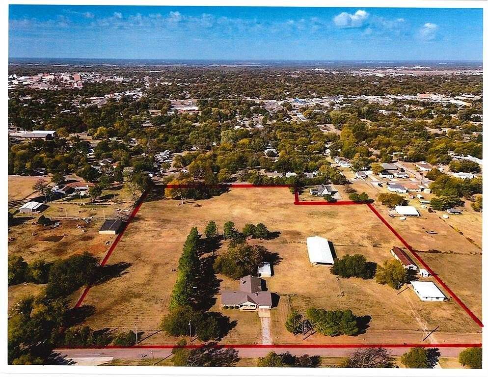 9.3 Acres of Land with Home for Sale in Shawnee, Oklahoma