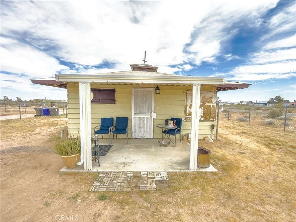 9 Acres of Land with Home for Sale in Yucca Valley, California