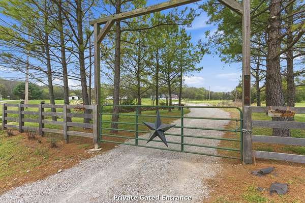 16.7 Acres of Land for Sale in Lebanon, Tennessee