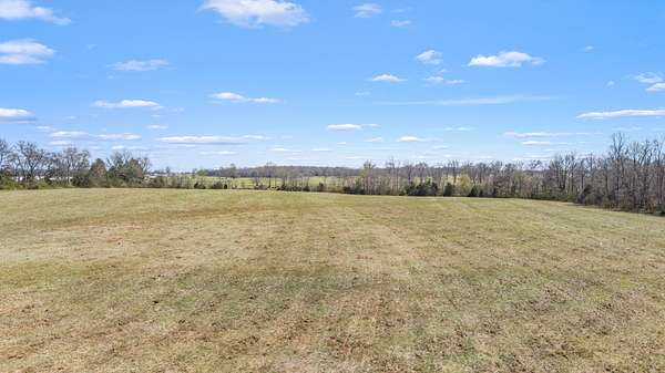 5 Acres of Land for Auction in Shelbyville, Tennessee