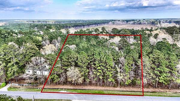 1.25 Acres of Residential Land for Sale in Vanceboro, North Carolina