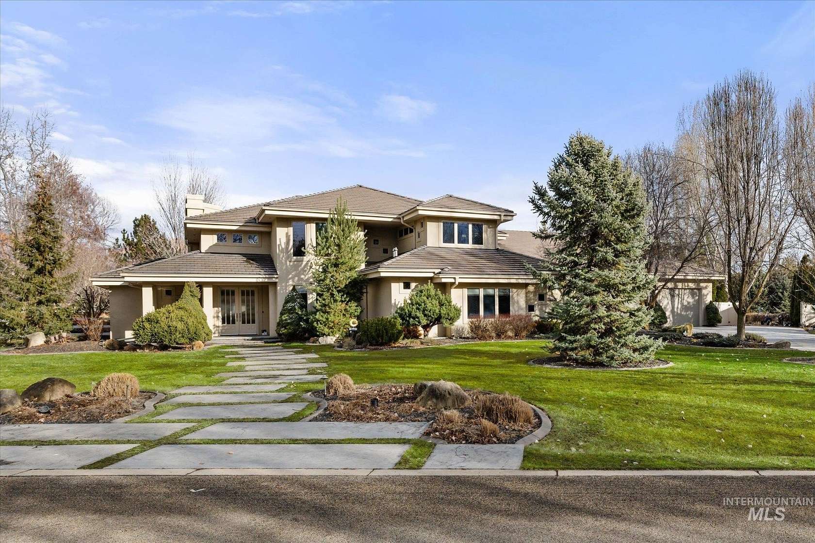 1.84 Acres of Land with Home for Sale in Eagle, Idaho