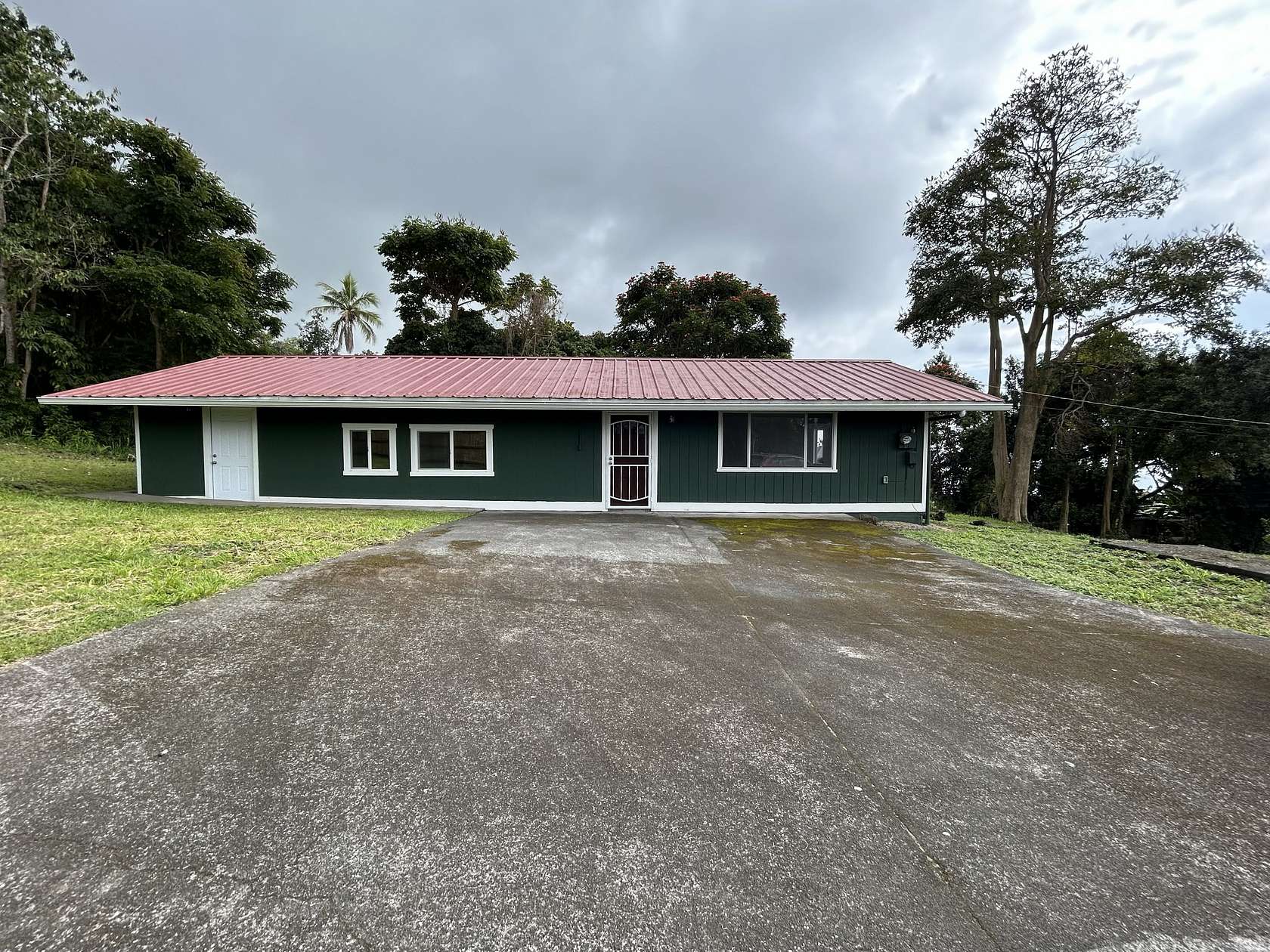 3 Acres of Land with Home for Sale in Captain Cook, Hawaii