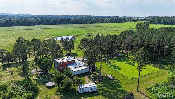 19.5 Acres of Improved Land for Sale in Licking, Missouri