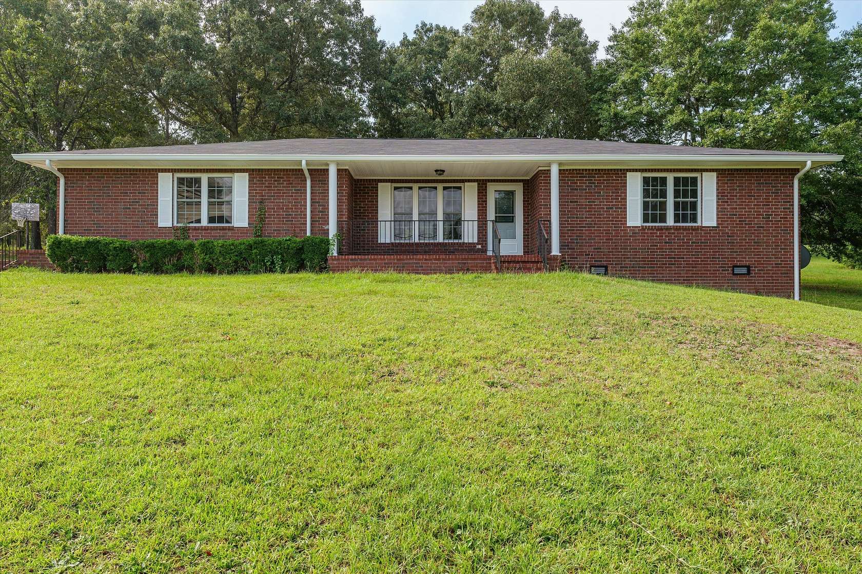 100 Acres of Land with Home for Lease in Hephzibah, Georgia