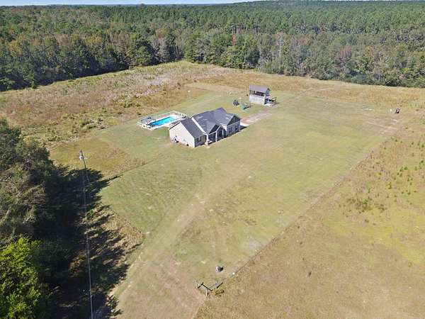 5.3 Acres of Land with Home for Sale in Waynesboro, Georgia