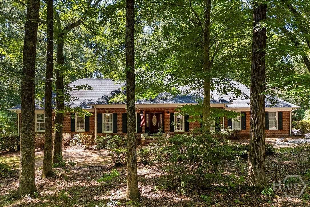 2.5 Acres of Land with Home for Sale in Nicholson, Georgia