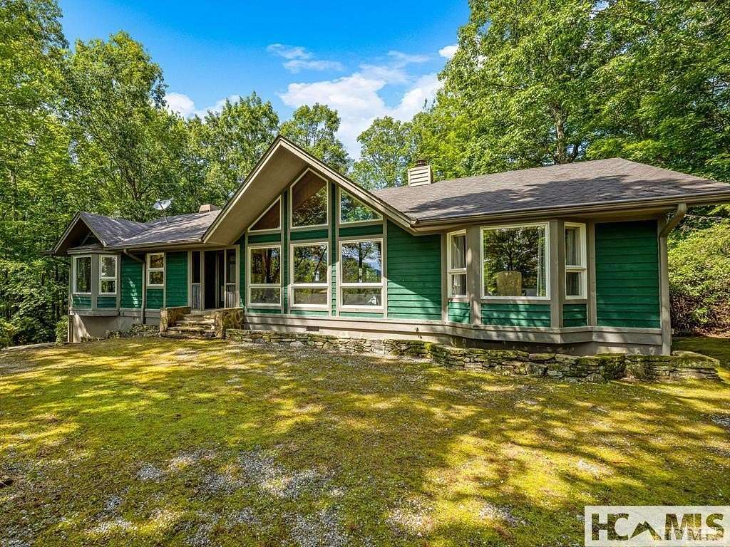 2.17 Acres of Land with Home for Sale in Lake Toxaway, North Carolina