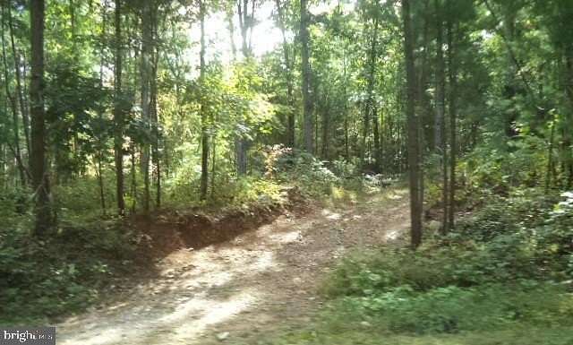 11 Acres of Land for Sale in Hanover, Pennsylvania