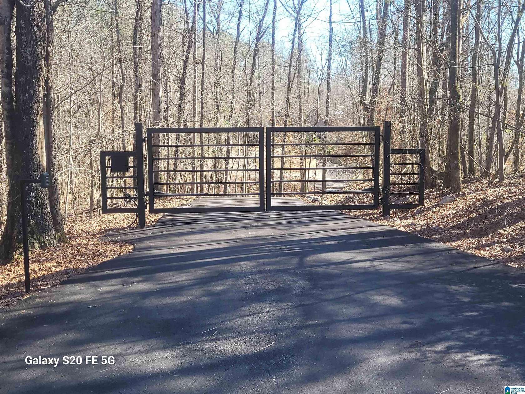 3.4 Acres of Land with Home for Sale in Columbiana, Alabama