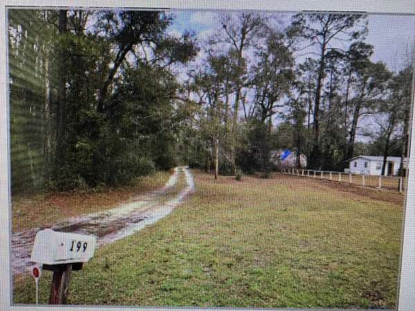 4.2 Acres of Residential Land for Sale in Crawfordville, Florida