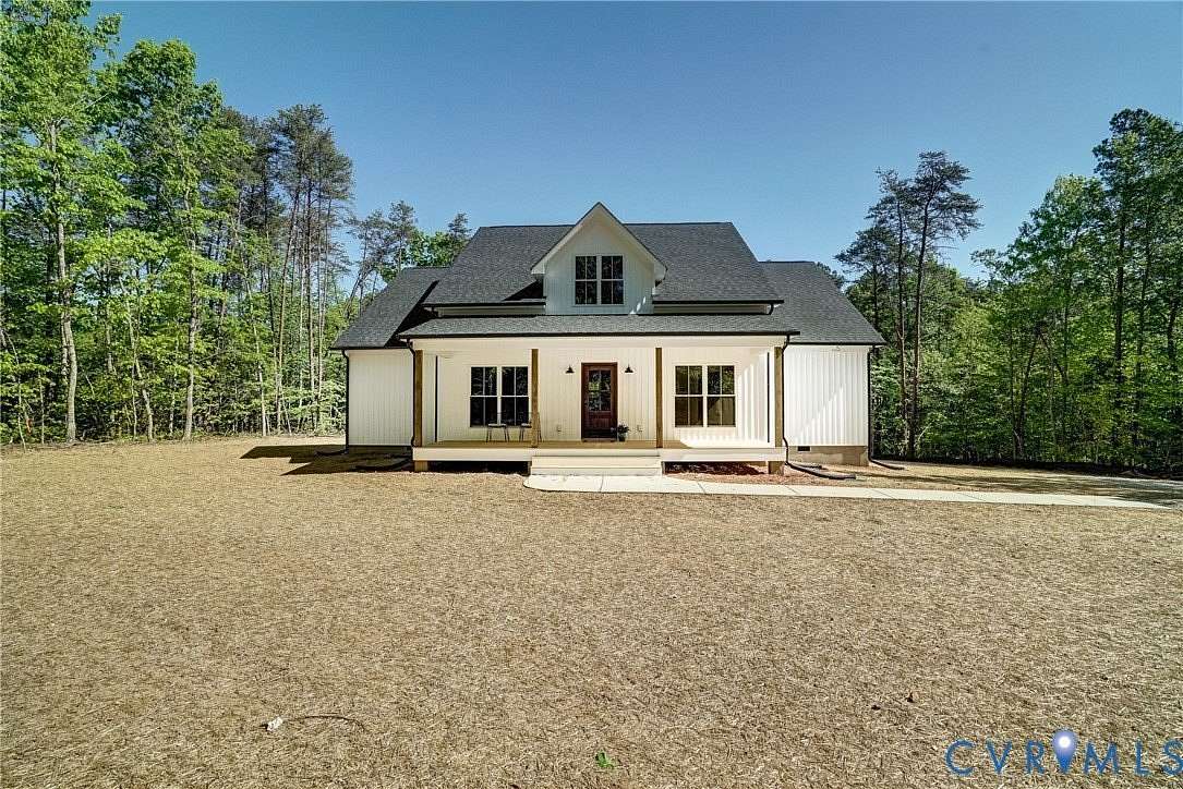 12.2 Acres of Land with Home for Sale in Goochland, Virginia