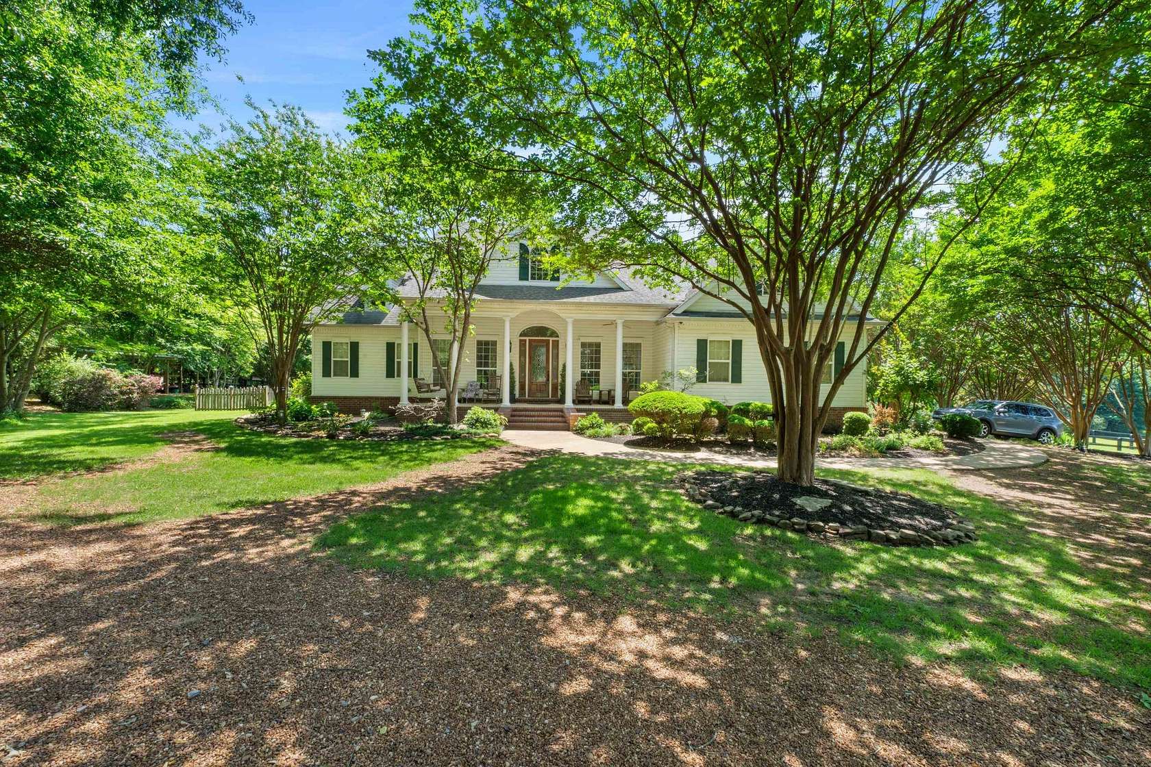 4.2 Acres of Land with Home for Sale in Arlington, Tennessee